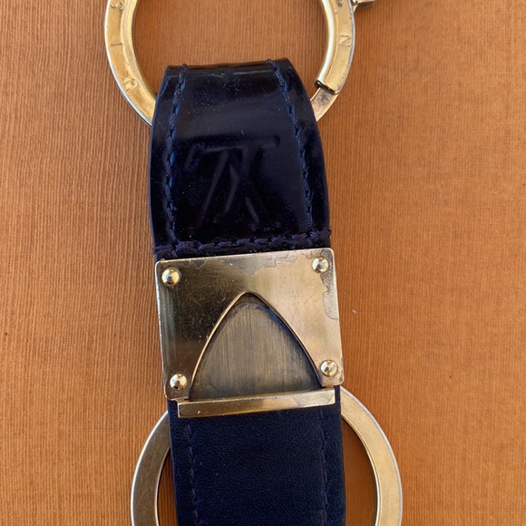 Authentic Louis Vuitton Key Chain/ Holder Vernis Black Enameled Leather Unisex - Picture 9 of 12